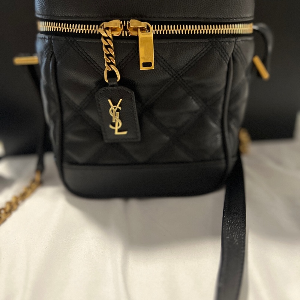 Saint Laurent